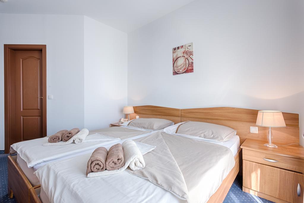 Hotel Viktorija Seget Vranjica
