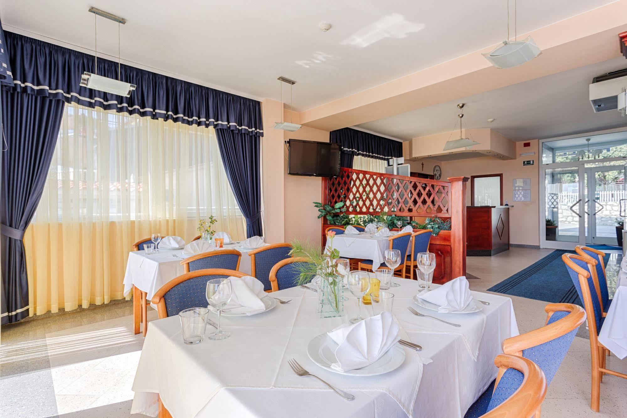 Hotel Viktorija Seget Vranjica
