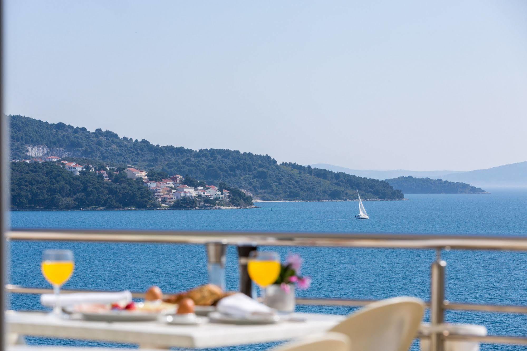 Viktorija Hotel Seget Vranjica