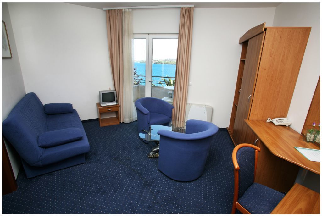 Hotel Viktorija 3*